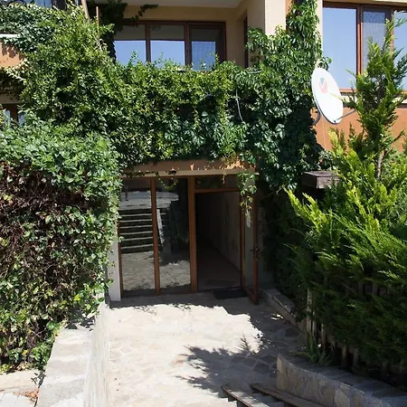 Apartment Kuzmov Chernomorets